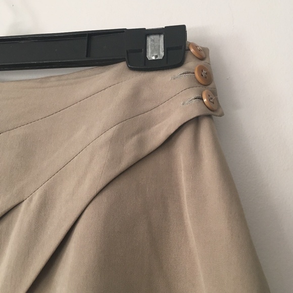 GIORGIO ARMANI Tan Beige Silk Gabardine Wrap Skirt Skort 42 S 4 - Picture 4 of 5